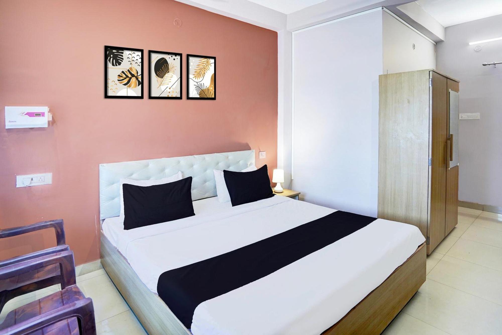 Super Hotel O Blw Kakarmatta Near Banaras Junction Варанасі Екстер'єр фото